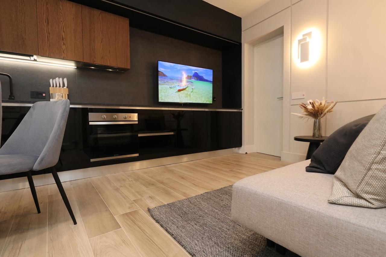 Charming & Luxurious Gem Apartment Olbia Exterior photo